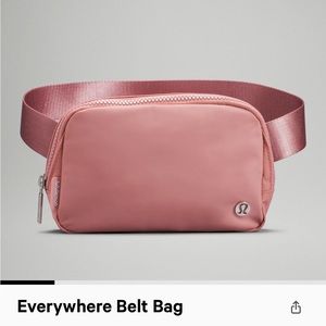 NWT Lululemon everywhere belt bag in pink pastel 💗